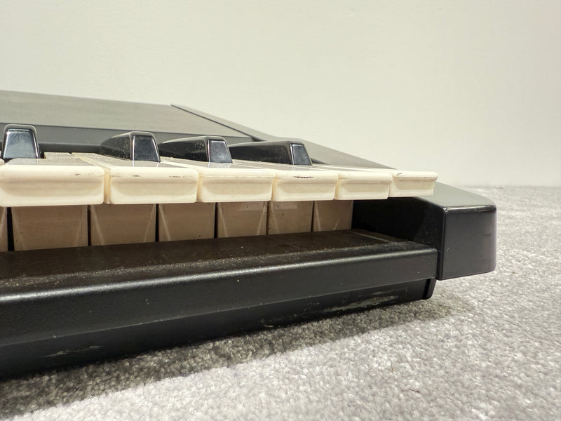 Yamaha SY99 Keyboard Synthesiser - Image 14