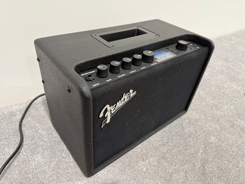 Fender Mustang GT40 Modelling Electric Guitar Combo Amplifier - Image 2