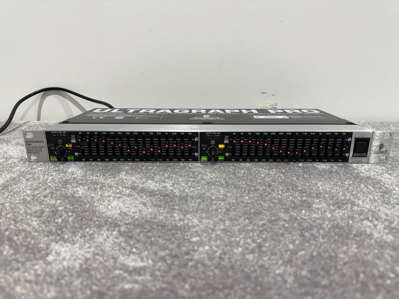 Behringer Ultragraph Pro - Graphic Equaliser (Rack Mountable) - Image 1