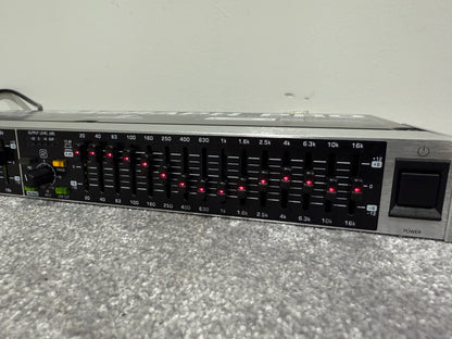 Behringer Ultragraph Pro - Graphic Equaliser (Rack Mountable)