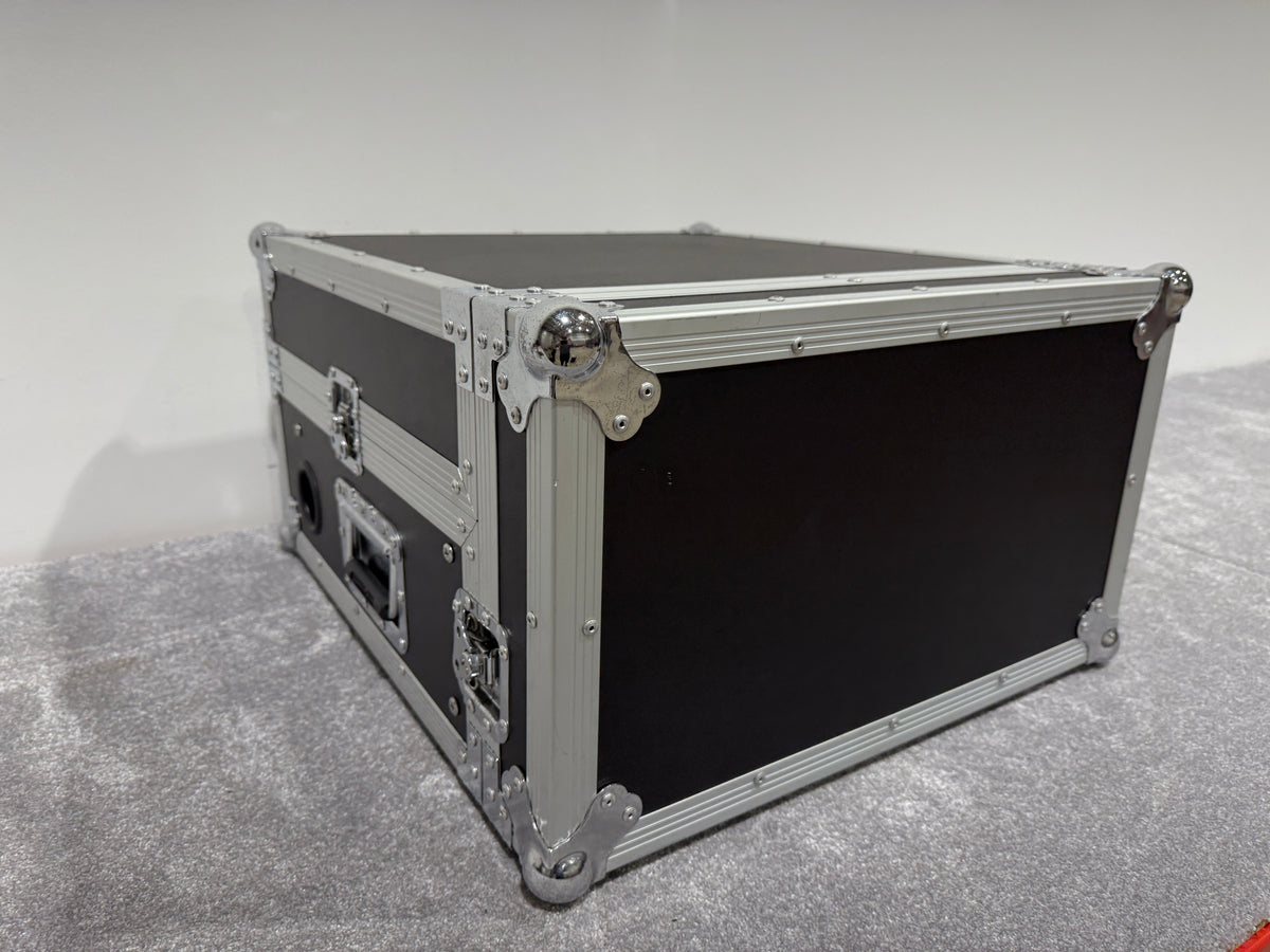 Cobra Case - Flight Case with 4U Rack Mount with Slide-Out Stand