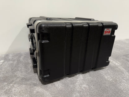 SKB 4u Plastic / Metal Rack Mount Flight Case
