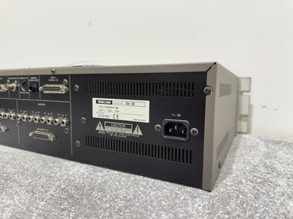 Tascam DA-38 - Digital Multitrack Recorder