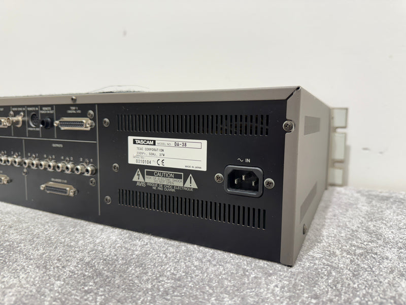 Tascam DA-38 Digital Multitrack Recorder - 8 Tracks, Timecode Support - Very Good w/ Manuals - Image 10