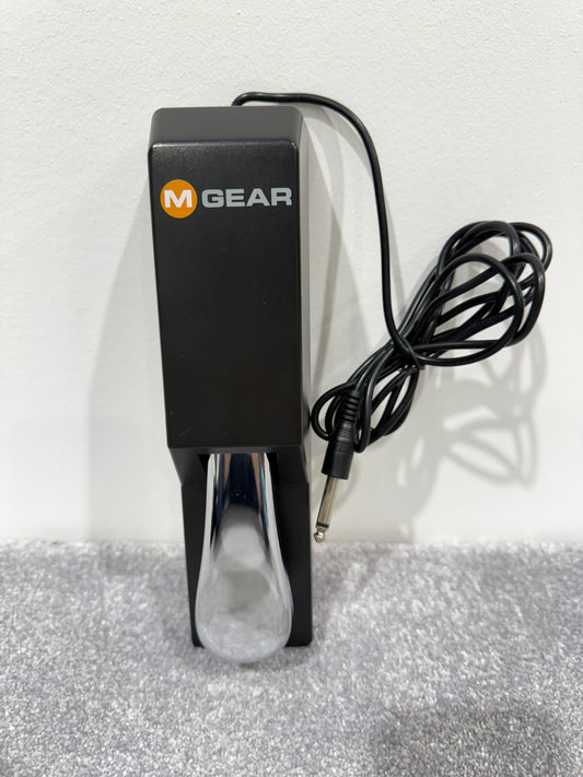 M Gear, M-Audio SP-2 - Universal Sustain Pedal with Piano Style Action - for MIDI Keyboards, Digital Pianos, Electronic Keyboards & More