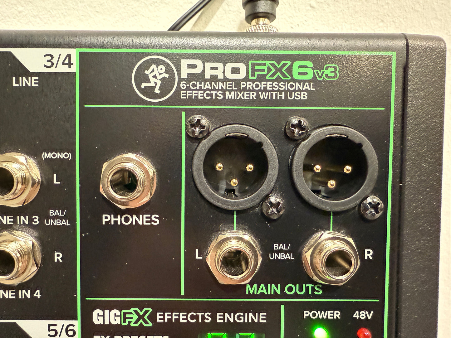 Mackie ProFX6v3 6-Channel Professional Effects Mixer with USB