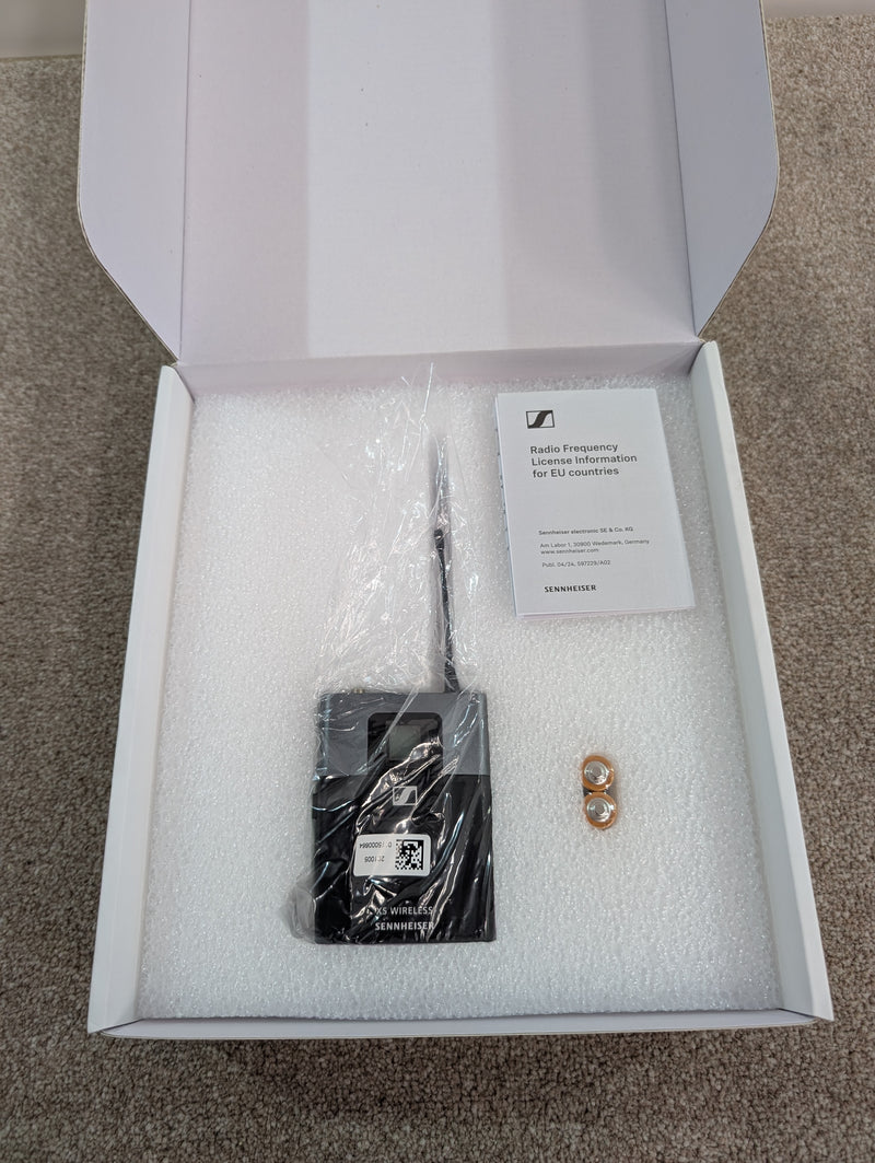 Sennheiser SK-XSW - Wireless System - Like New w/ Original Box & Manuals - image 2