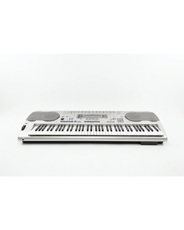 Casio WK-3200 - Digital Keyboard - White/Silver - Excellent w/ Power supply & 128mb SSD