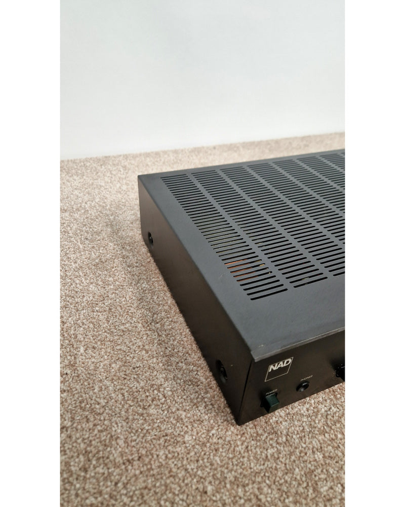 NAD 3020i - Hi-Fi Amplifier - Good - image 9