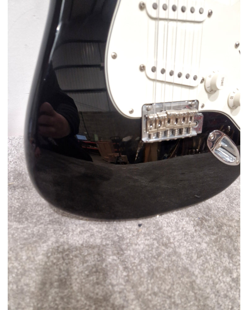 Fender Player Stratocaster MX - Electric Guitar - Black - Excellent - Image 16