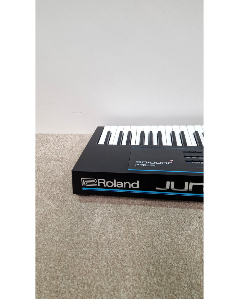 Roland Juno-DS76 - Synthesizer - Black - Excellent w/ Power Supply - image 3