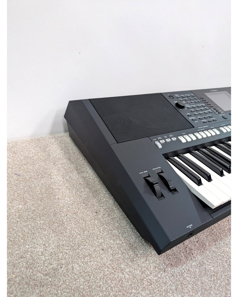 Yamaha PSR-S950 - Keyboard - Excellent w/ Power Supply - image 4