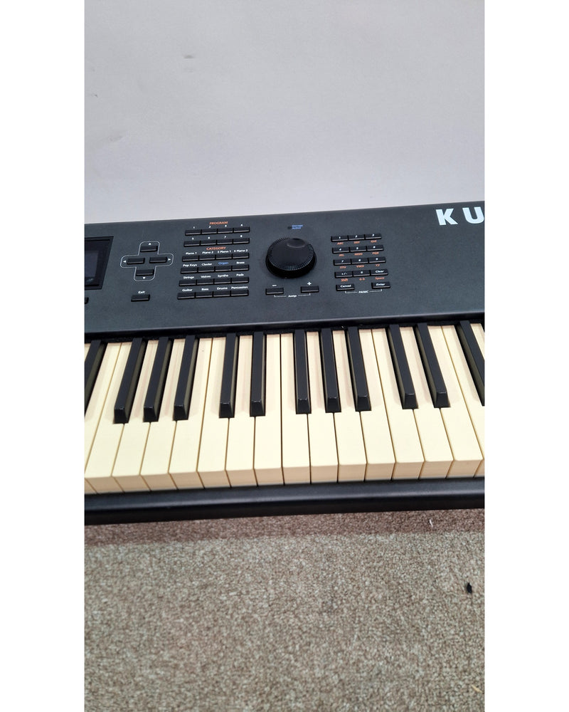 Kurzweil PC3A8 - Synthesizer - Black - Fair - image 14