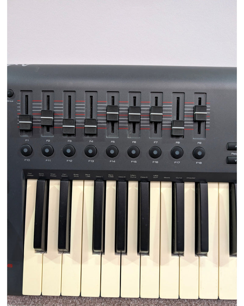 M-Audio Axiom 49 - MIDI Controller - Black - Excellent w/ Original Box - image 5