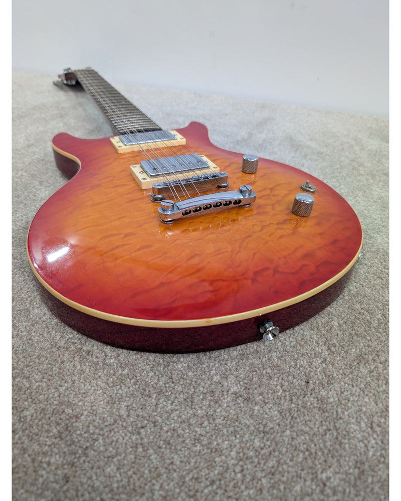 Wolf KT12 - Electric Guitar - Cherry - Very Good w/ Soft Case - image 7