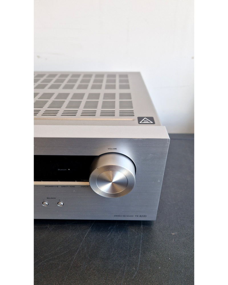 Onkyo TX-8220 - Receivers - Silver - Very Good w/ remote - Image 2