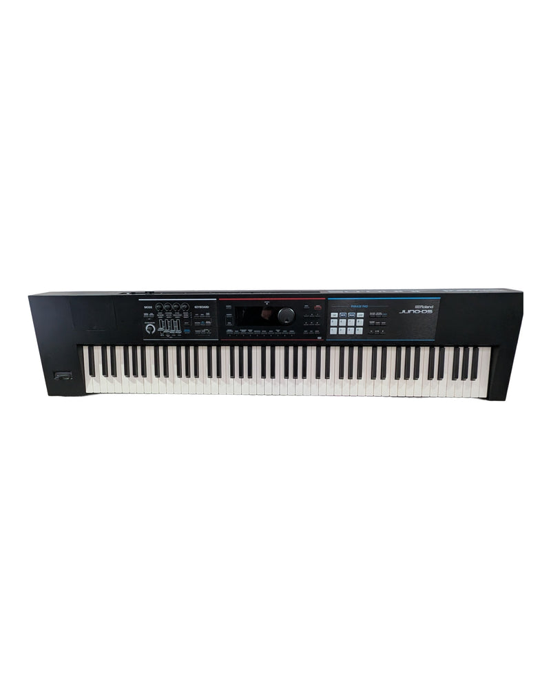 Roland JUNO-DS88 - Synthesizer - Black - Very Good w/ Soft cover & Power Supply - image 1