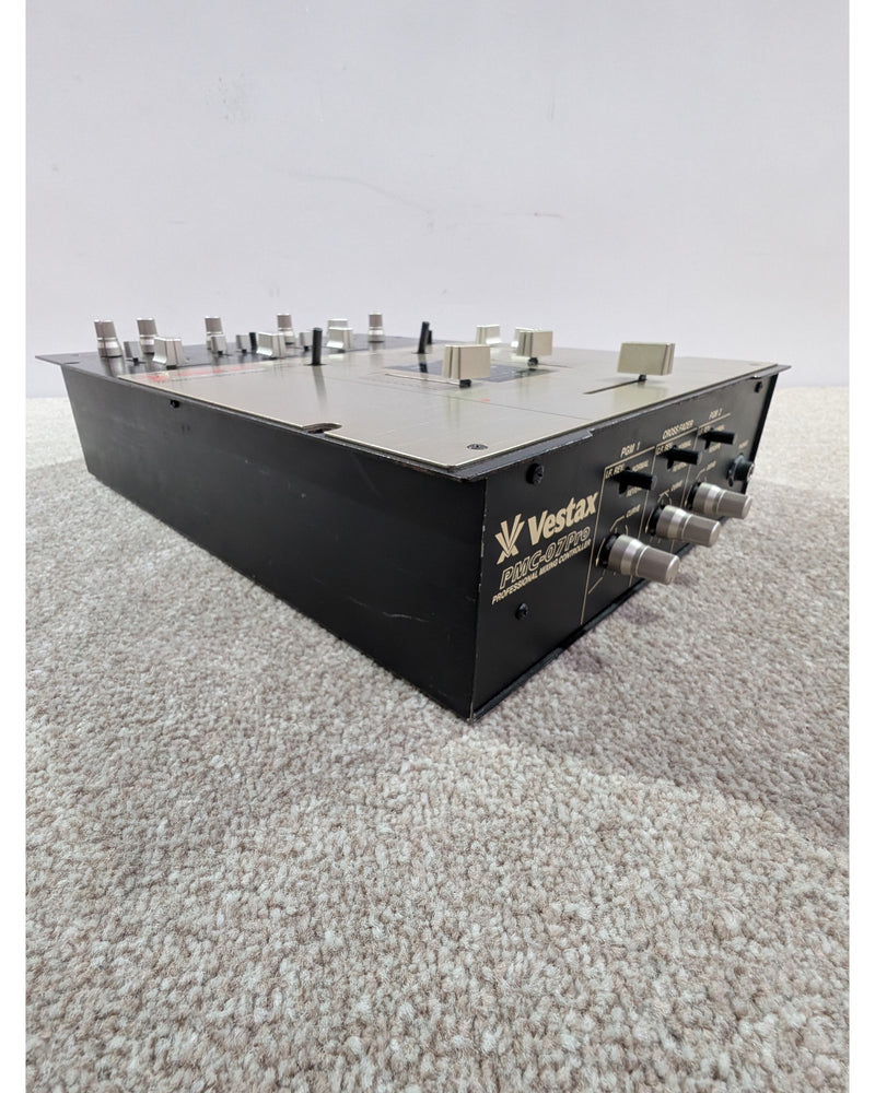 Vestax PMC-07Pro - DJ Equipment - Silver/Black - Good w/ Power Supply - image 4