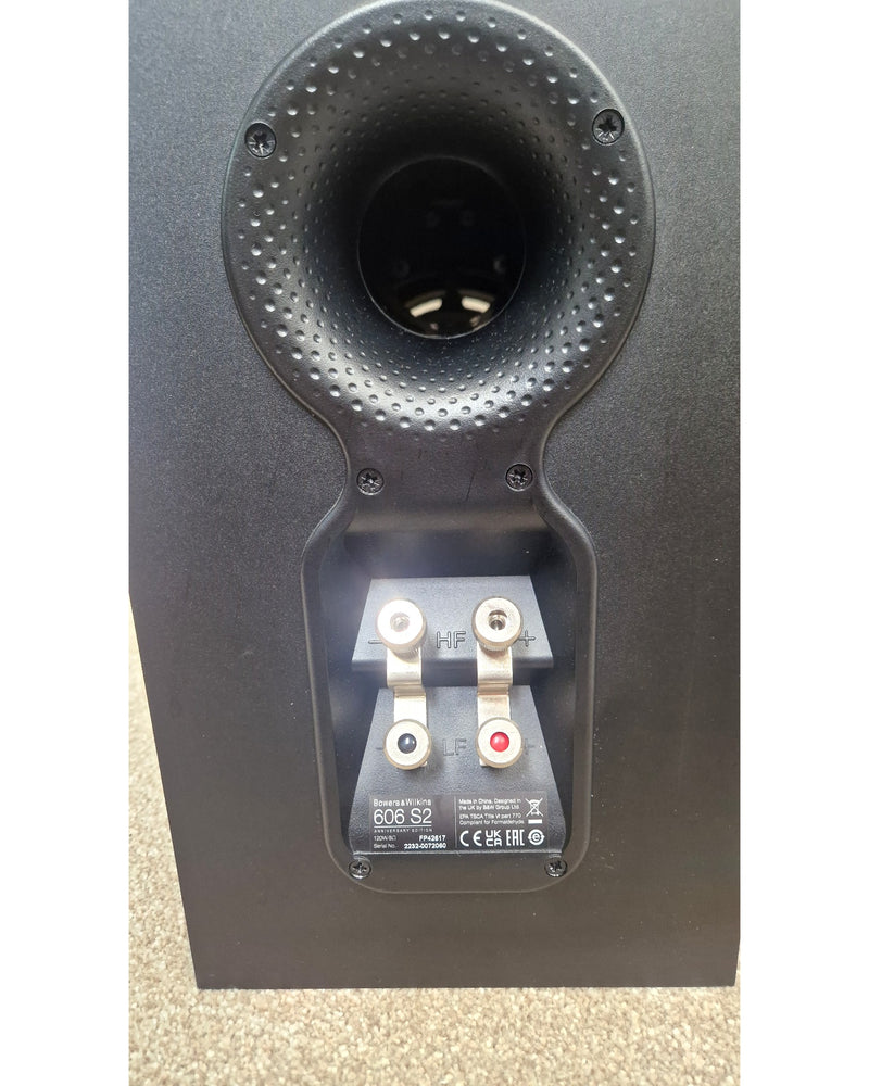 Bowers & Wilkins 606 S2 - Hi-Fi Speakers - Black - Fair - image 15
