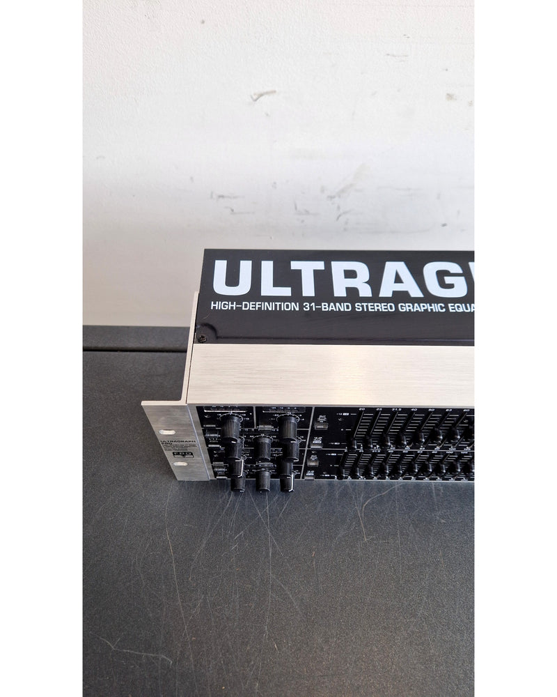 Behringer Ultragraph Pro (FBQ6200HD) - Equalisers - Very Good - image 6