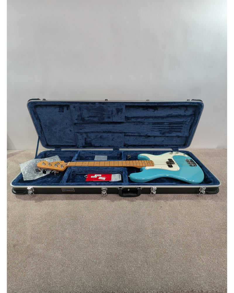 Fender Player II Precision Bass (2024) - Bass Guitar - Aquatone Blue - Like New w/ Hard Case & New Strings - image 11