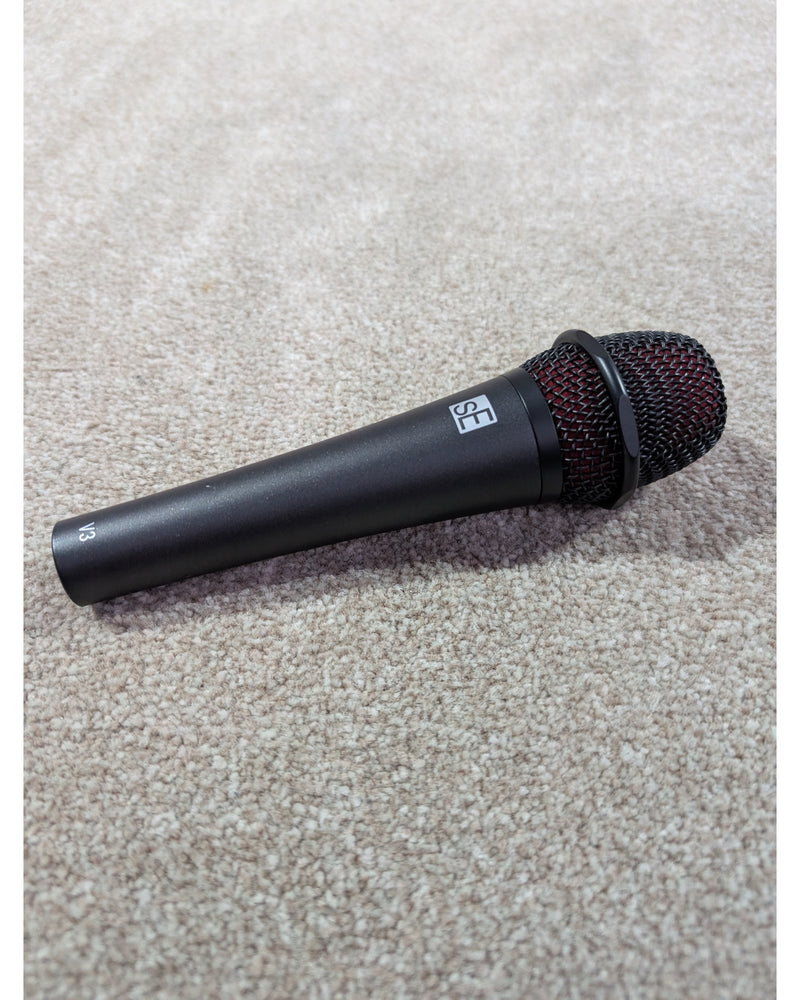 sE Electronics V3 - Condenser Microphone - Like New w/ Soft Case - image 4