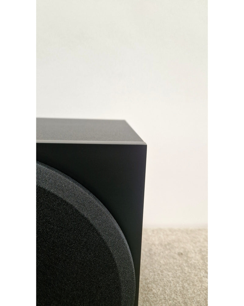Vestra W10 - Subwoofer - Like New w/ Original Box, Manuals, Certification - image 4