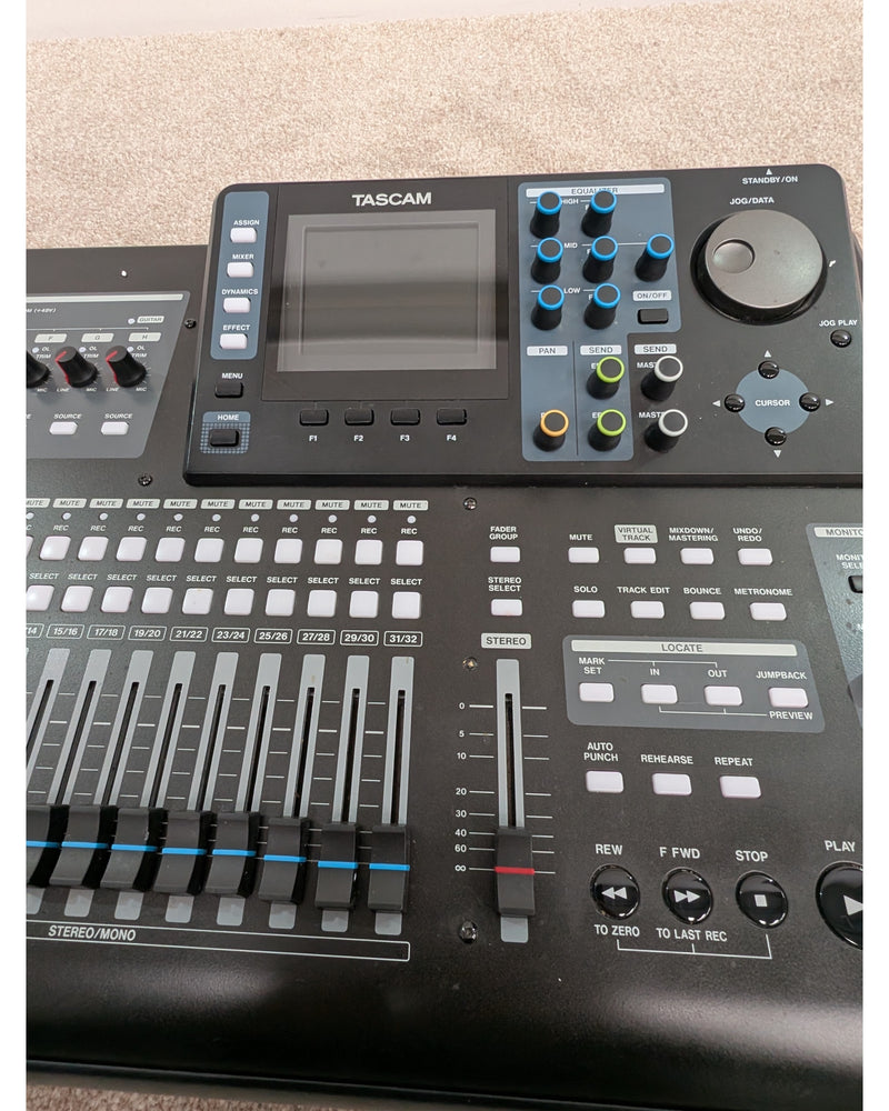TASCAM DP-32SD - Recorder - Black - Excellent w/ Manuals - image 8