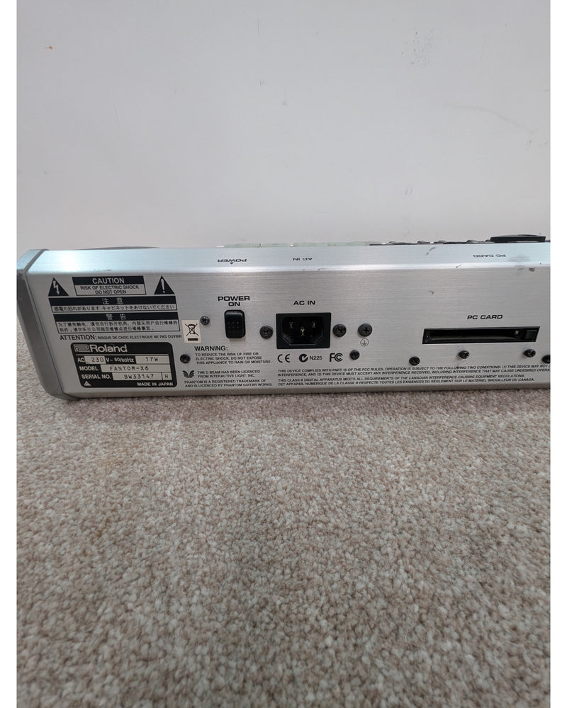 Roland Fantom X6 - Synthesizer - Very Good w/ Soft Case - image 15