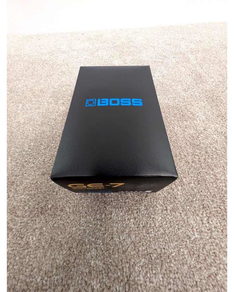 Boss GE-7 - Multi-Effects Pedal - Like New w/ Original Box & Manuals - image 8
