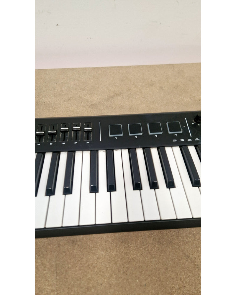 Alesis XQ49 - Midi Controller - Good - Image 4