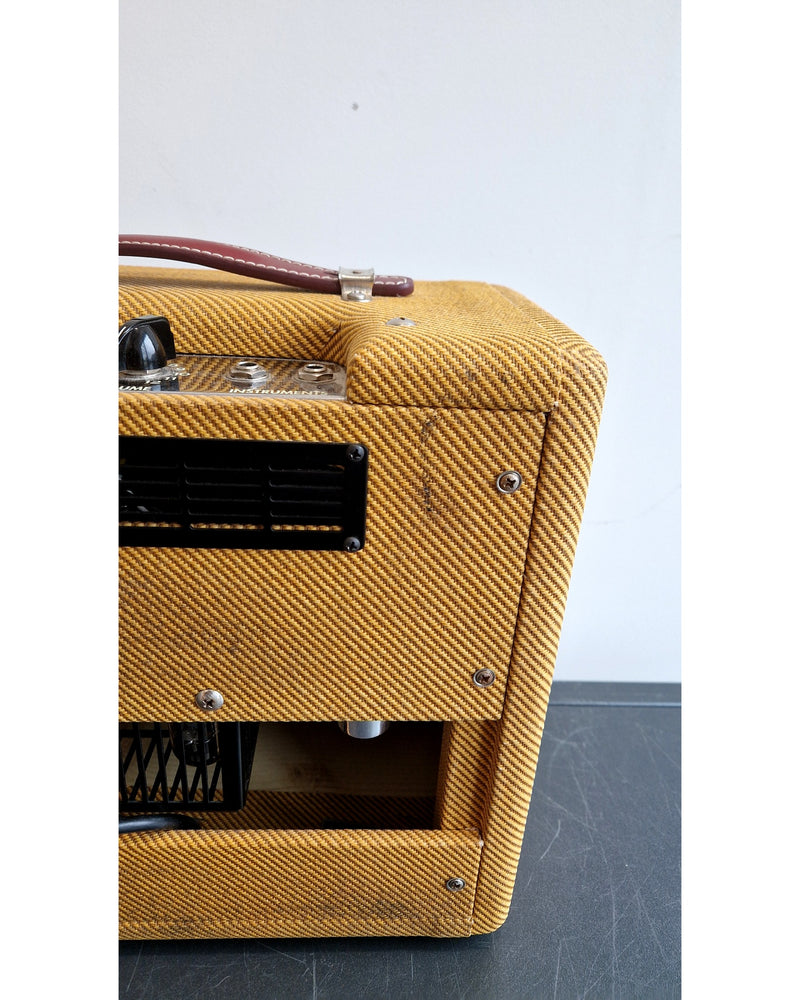 Fender 57 Champ - Guitar Amplifiers - Very Good w/ Soft Case - Image 7
