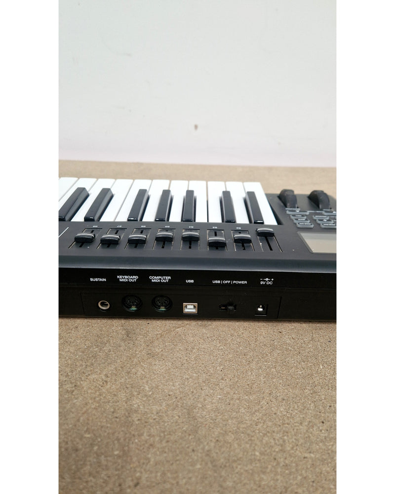 Alesis XQ49 - Midi Controller - Good - Image 9