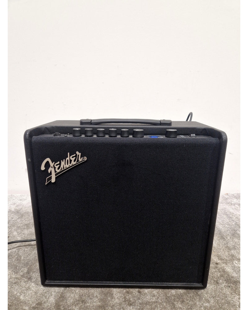 Fender Mustang LT50 - Guitar Amplifier - Black - Excellent - Image 3