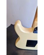 Fender American Deluxe Stratocaster 2013 - Cream - Electric Guitar - Excellent w/ Hard Case & trem bar - Image 16