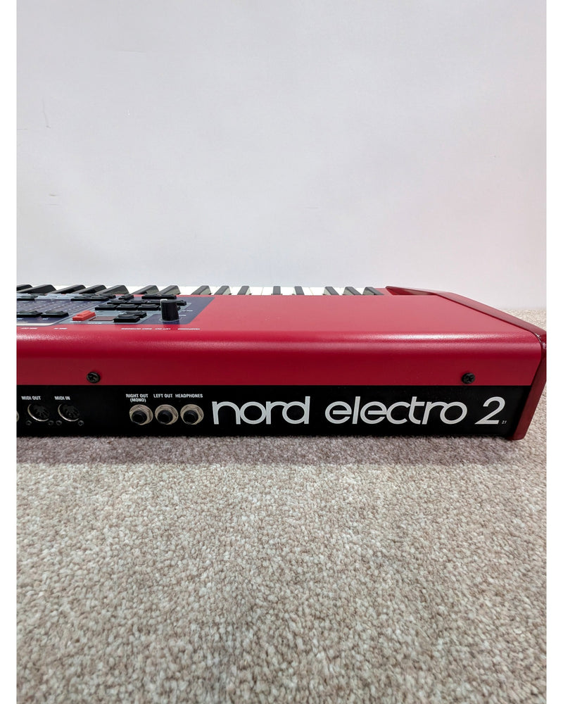 Nord Electro 2 73 - Synthesizer - Red - Very Good w/ Original Box - image 9