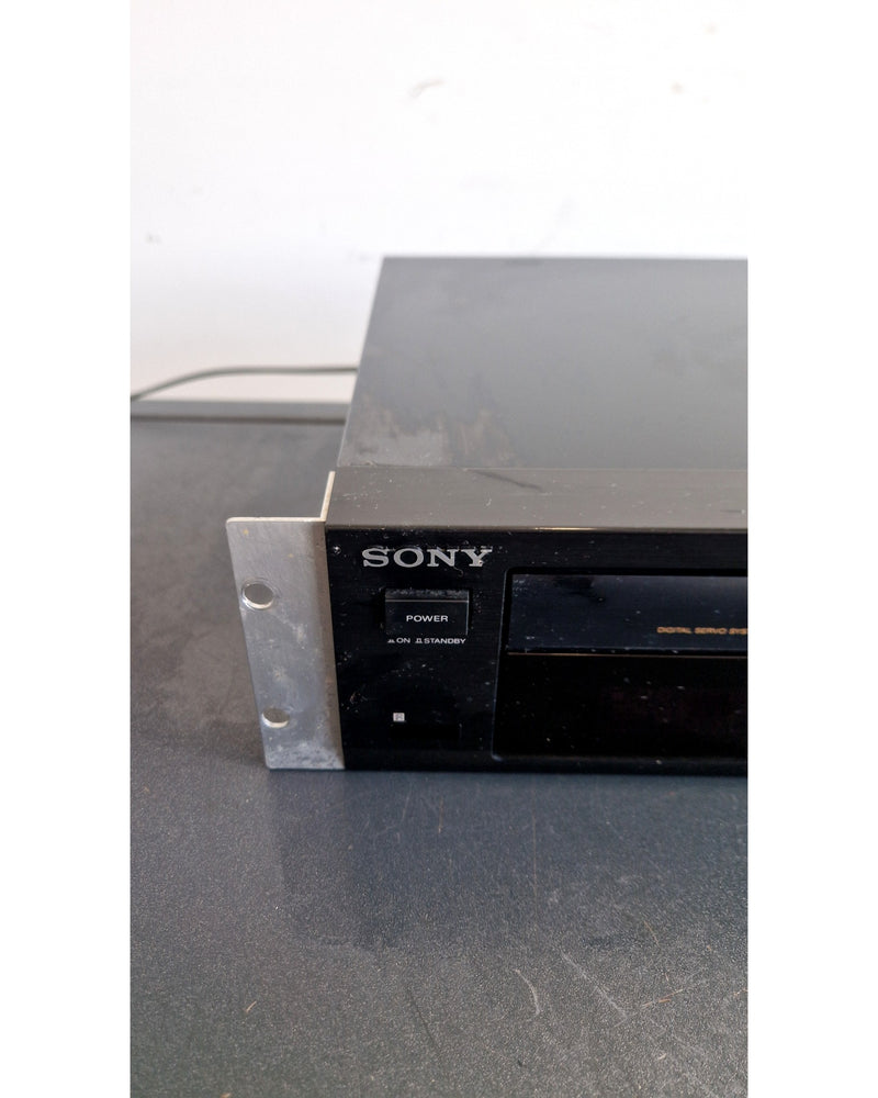 Sony CDP-597 - CD Player - Good - image 4