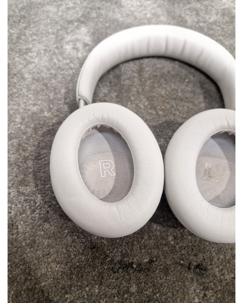 Bose QuietComfort Ultra - Headphones - White - Good w/ Original Box - Image 3