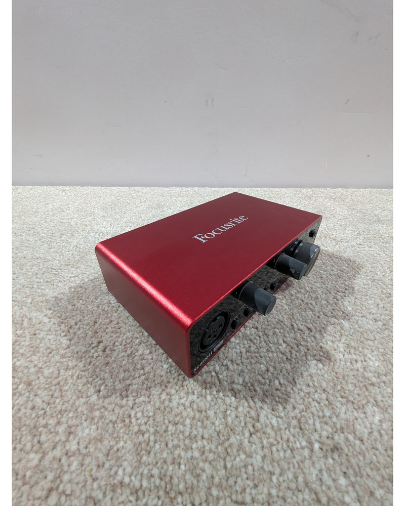 Focusrite Scarlett Solo (3rd Gen) - Audio Interface - Red And Black - Excellent - image 2