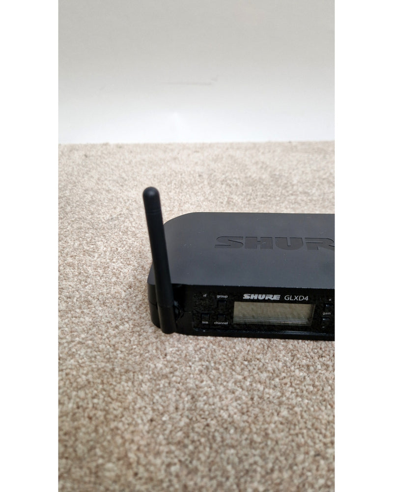 Shure GLXD4 Z2 Beta8A - Excellent w/ Soft Case - image 11