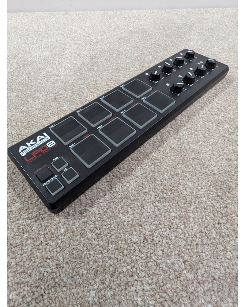 Akai Pro LPD8 - MIDI Controller - Very Good w/ Manuals - image 2
