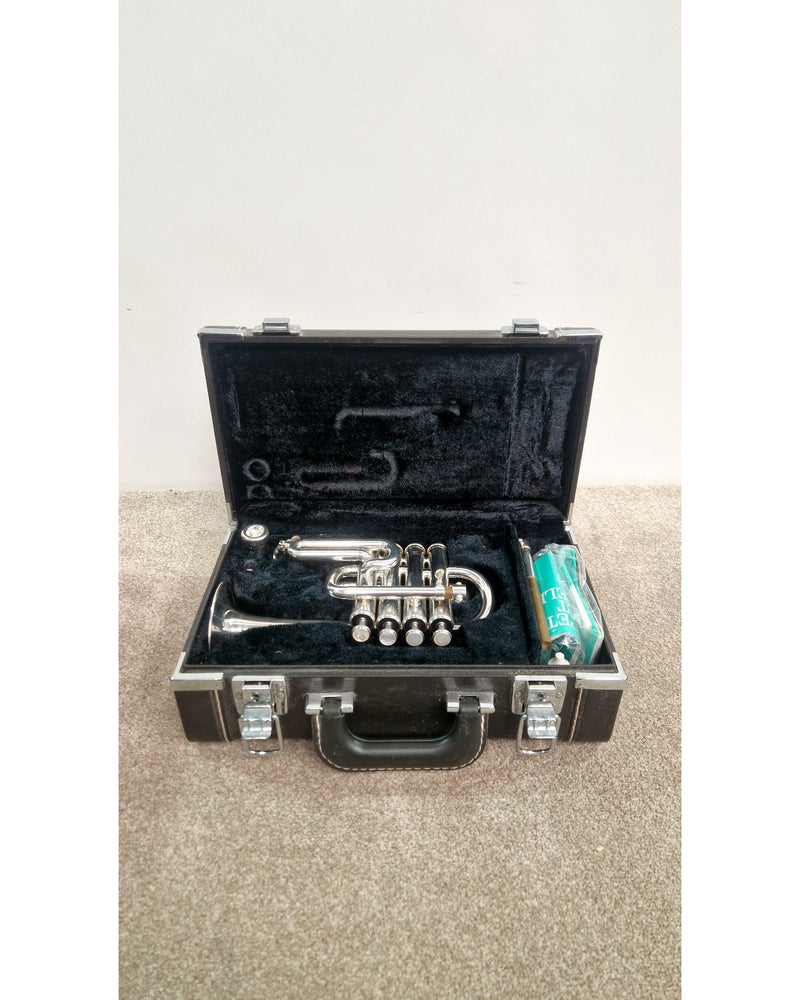 Yamaha YTR-6810S - Trumpets & Cornets - Excellent w/ Hard Case - image 4