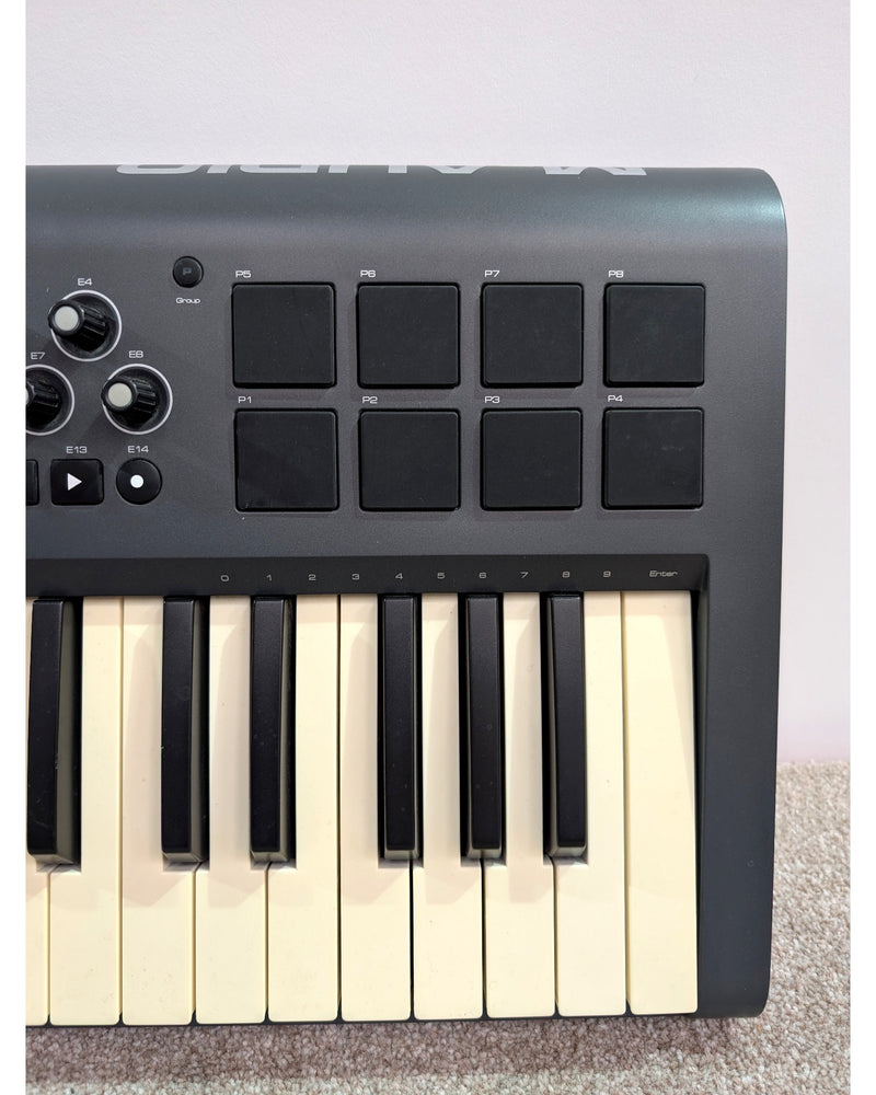 M-Audio Axiom 49 - MIDI Controller - Black - Excellent w/ Original Box - image 2