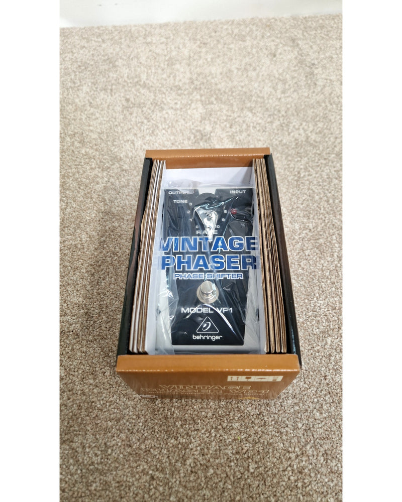 Behringer Vintage Phaser Pedal - Like New w/ Original Box - image 6