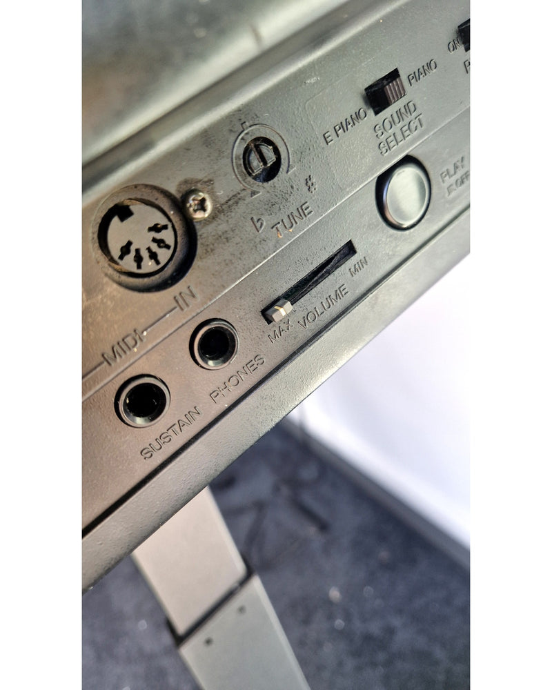 Technics SX-P30 - Digital Pianos - Black - Excellent w/ Power Supply & sustain pedal - Image 7