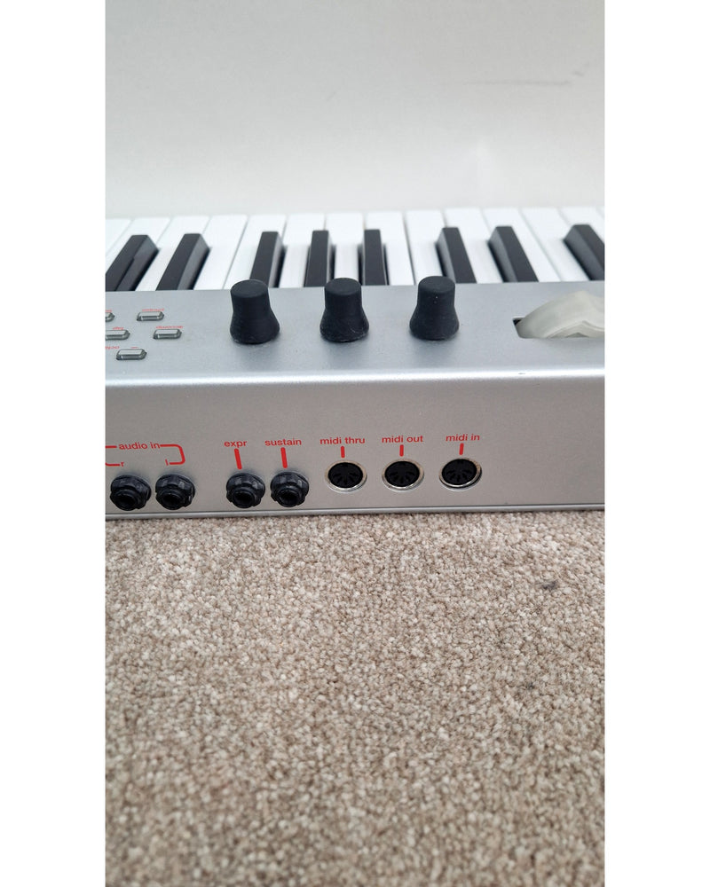 Alesis Micron - Very Good - image 9