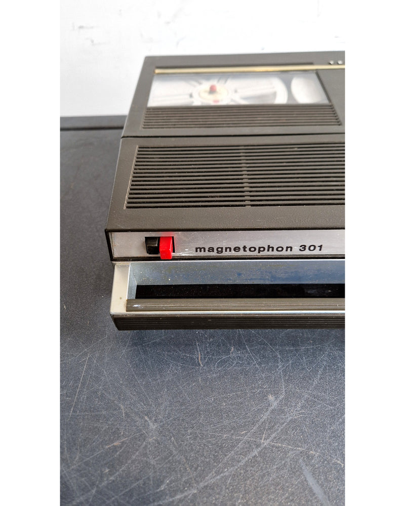 Telefunken Magnetophon 301 - Reel to Reel Recorder - Good - Image 3