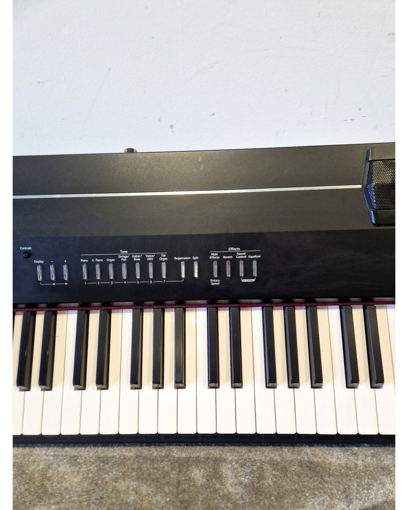 Roland FP-7 - Musical Keyboards - Black - Excellent w/ Sustain Pedal and Manual - Image 12