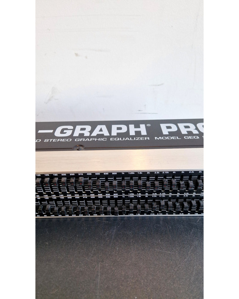 Behringer Ultragraph Pro GEQ 3102 - Equalisers - Good w/ Original Box & Manuals - Image 4