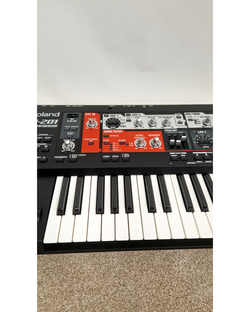 Roland SH-201 - Synthesizer Keyboards - Excellent w/ Soft Case & Power Supply - image 5